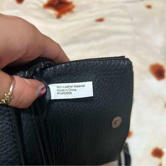 Black Textured Pleather Bag with Zipper Closure - Picture 6 of 12